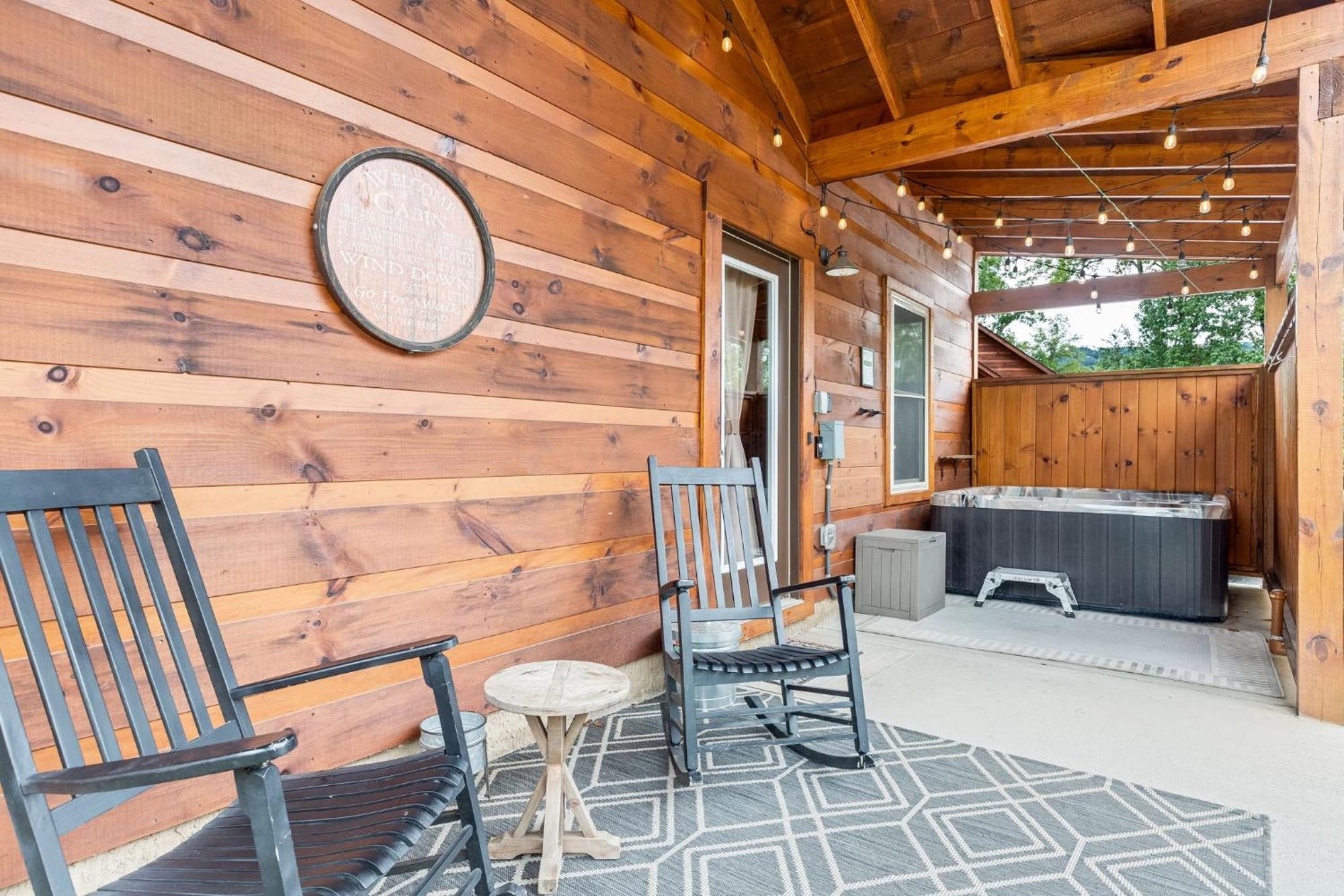 Fully Loaded Cabin In Heart Of Pigeon Forge Exteriér fotografie
