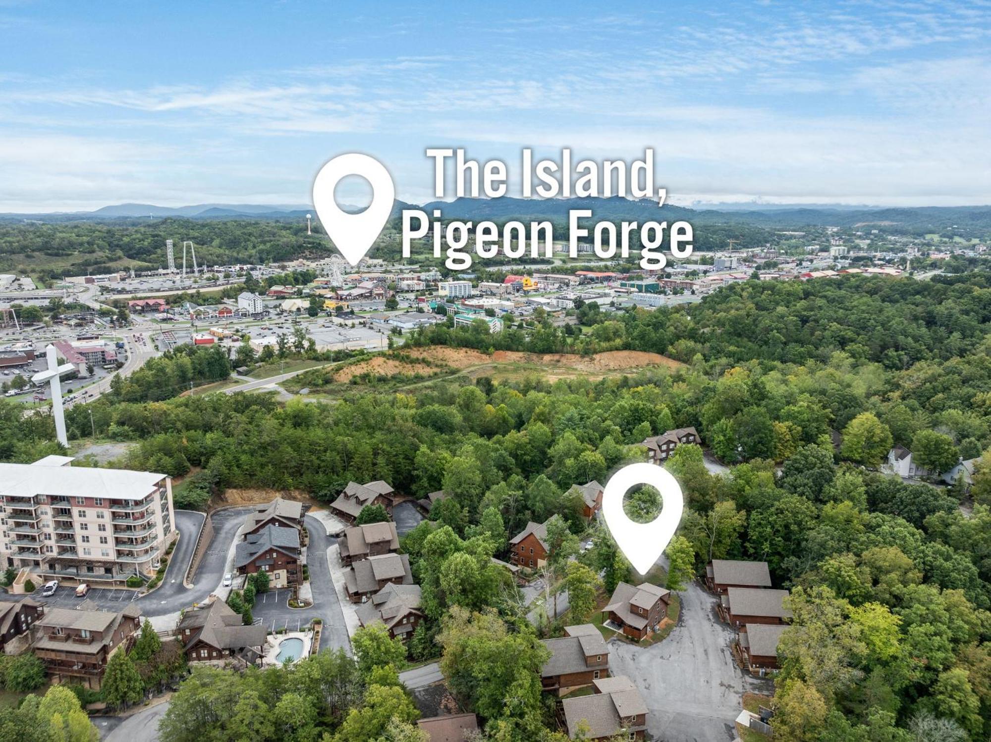 Fully Loaded Cabin In Heart Of Pigeon Forge Exteriér fotografie