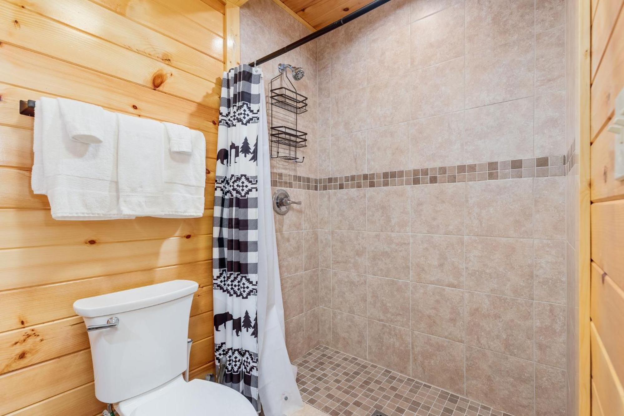 Fully Loaded Cabin In Heart Of Pigeon Forge Exteriér fotografie