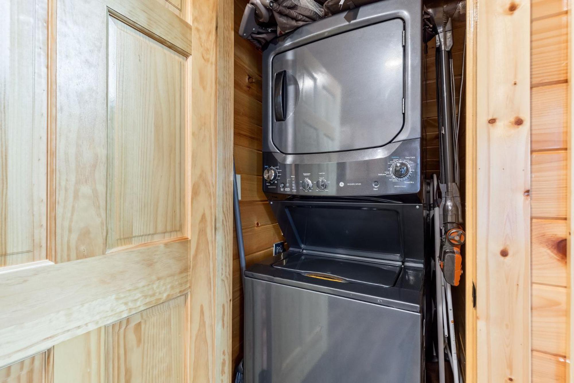 Fully Loaded Cabin In Heart Of Pigeon Forge Exteriér fotografie