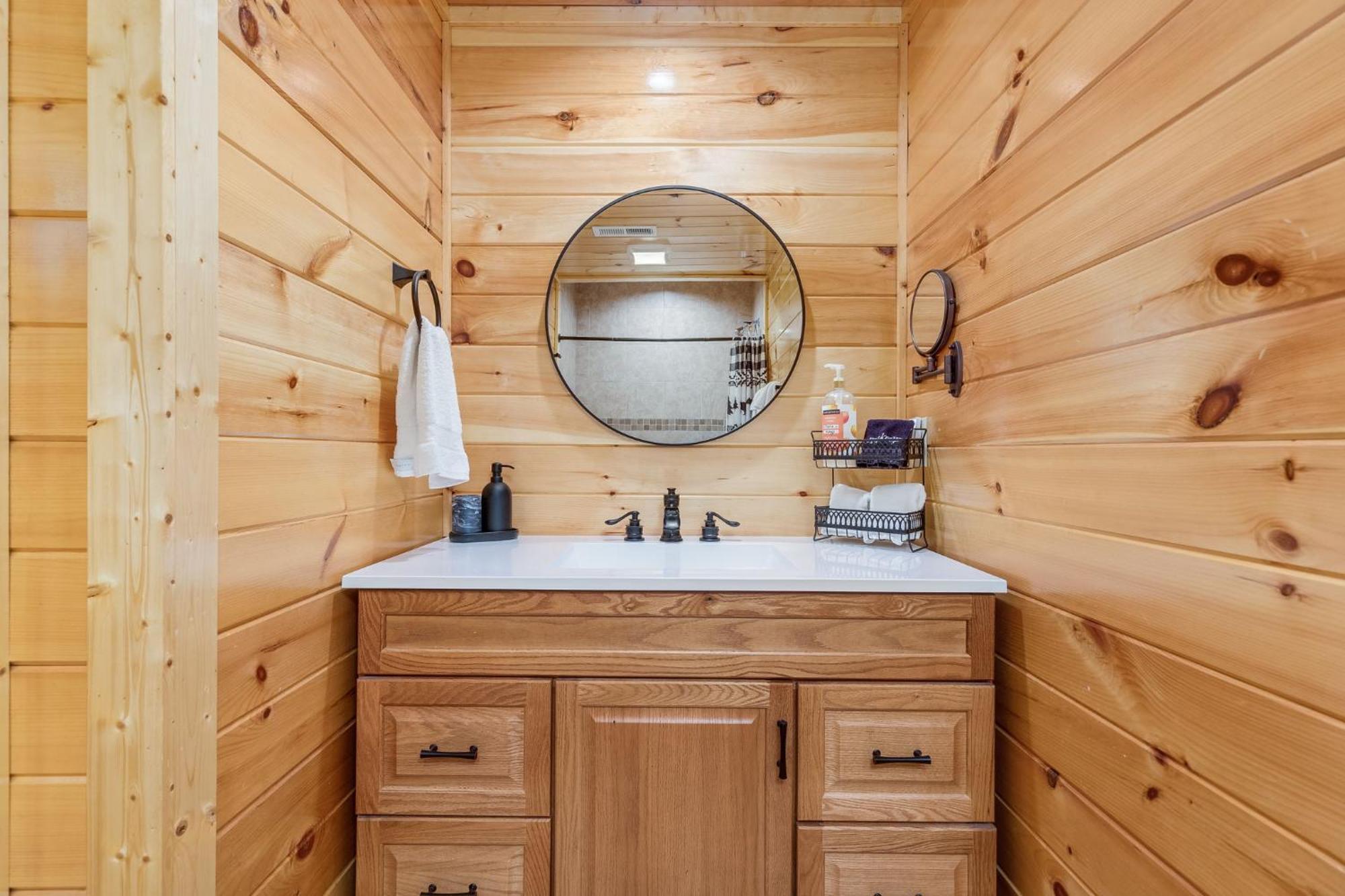 Fully Loaded Cabin In Heart Of Pigeon Forge Exteriér fotografie